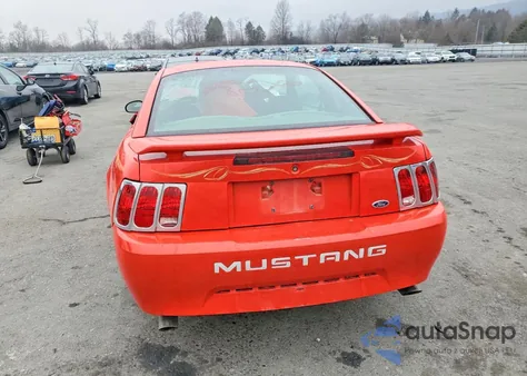 2001 Ford Mustang z USA, uszkodzony, nr VIN 1FAFP40461F214947